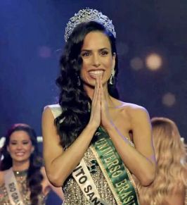 A capixaba Mia Mamede, 26