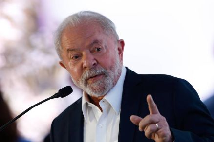 Equipe da PF que protege Lula cita opositores radicalizados e pede apoio