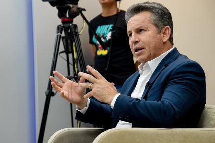 O governador Mauro Mendes, que voltou a defender o BRT