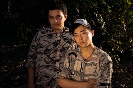 Cantor cuiabano Jairo Novaes e o msico coreano Kristian J