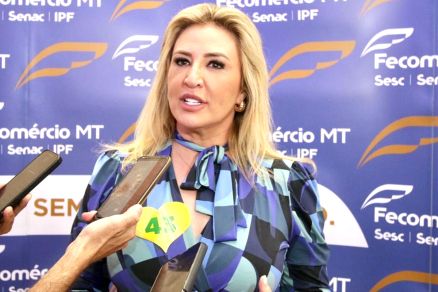 A primeira-dama de Cuiab Mrcia Pinheiro, que foi candidata em 2022
