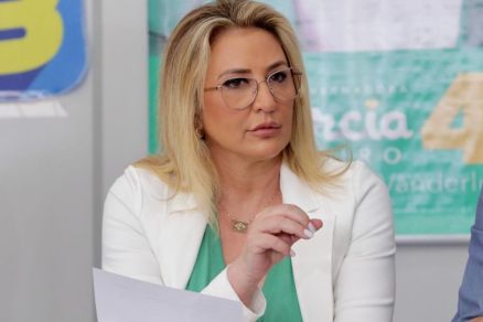 A primeira-dama de Cuiab, Mrcia Pinheiro, que se tornou r na Justia