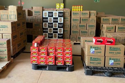 A Polcia Civil de MT apreendeu 44,5 toneladas de defensivos agrcolas adulterados e 22 mil produtos irregulares de uso veterinrio 