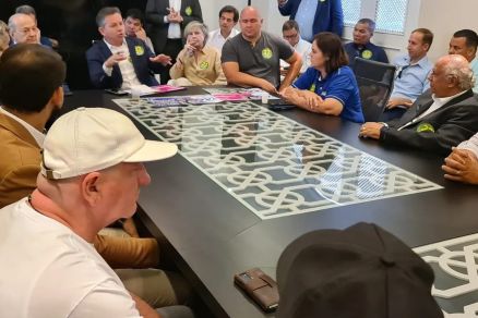 Governador se reuniu com deputados eleitos e evanglicos de Mato Grosso