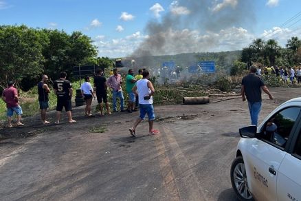 Um dos trechos bloqueados por manifestantes bolsonaristas