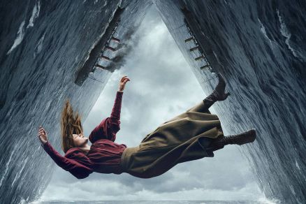 Para compartilhar esse conte�do, por favor utilize o link https://www1.folha.uol.com.br/ilustrada/2022/11/quadrinista-brasileira-acusa-serie-1899-da-netflix-de-copiar-sua-ilustracao.shtml ou as ferramentas oferecidas na p�gina. Textos, fotos, artes e v�deo