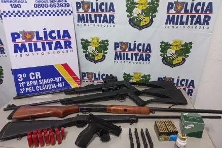PM apreendeu armas, munies e uma caminhonete