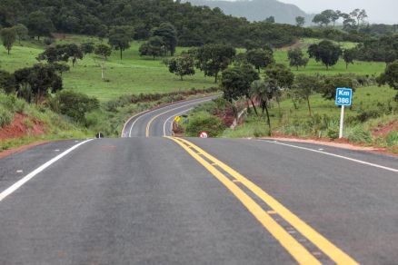 Pavimentao na Rodovia MT-110 