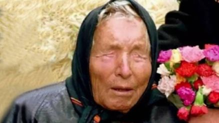 Baba Vanga  conhecida por vises relacionadas ao 11 de setembro e  Segunda Guerra Mundial.