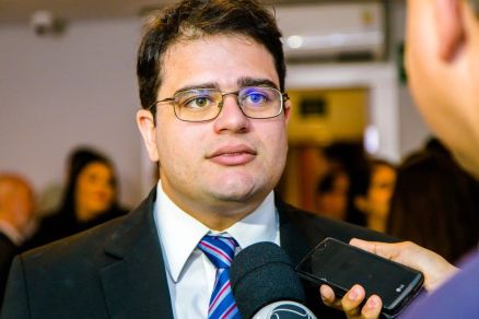 O interventor Hugo Fellipe Lima, que faz 
