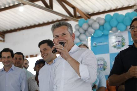 O governador Mauro Mendes