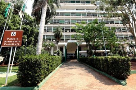 A fachada do Palcio Alencastro, sede da Prefeitura de Cuiab