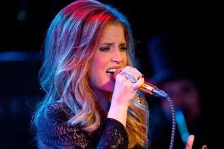 A cantora Lisa Marie Presley 