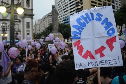 Protesto contra feminic�dios 