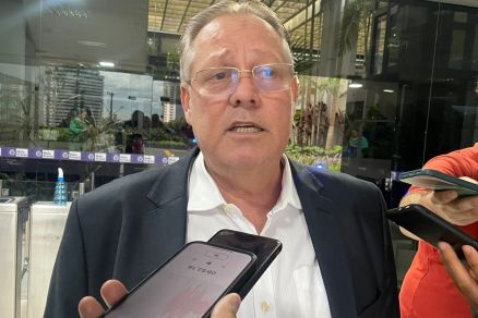 O secretrio de Estado de Sade Gilberto Figueiredo, alvo de crticas dos deputados no primeiro mandato