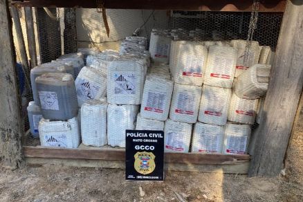 Os quatro tambm so alvos da Operao Safe Agro, deflagrada nesta semana pela Gerncia de Combate ao Crime Organizado (GCCO) que apura uma associao criminosa voltada ao roubo de produtos agrcolas no estado