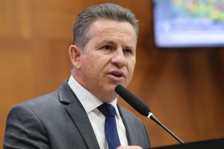 O governador Mauro Mendes: 