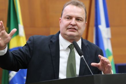 O presidente da AL, Max Russi, que tem convites para deixar o PSB