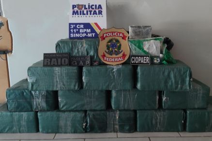 Os 462 kg de cocana aprendidos dentro da aeronave