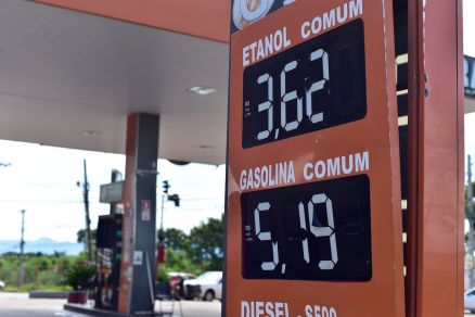 O prazo definido pelo Procon  de 48h 