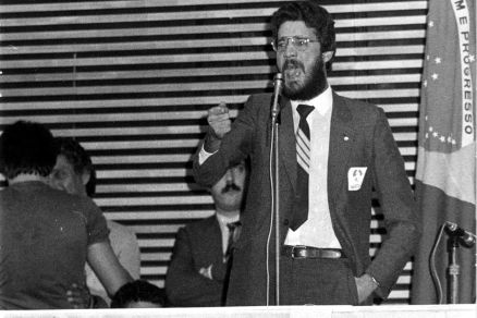 Dante de Oliveira, autor da emenda que prope o restabelecimento das eleies diretas  Presidncia da Repblica