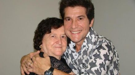 O cantor Daniel e sua me, dona Maria Aparecida