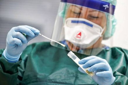 Casos confirmados voltaram a subir 