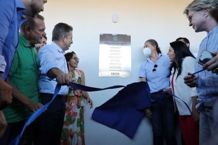 Governador Mauro Mendes e a ministra do Esporte, Ana Moser, participam de evento de entrega do Centro de Iniciao ao Esporte de Cceres