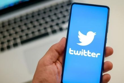 Procurado, o Twitter no retornou os contatos