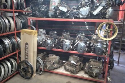 Imagens de um local onde foram cumpridos mandados de busca