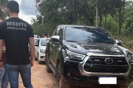 O carro foi encontrado na regi�o do Inpe