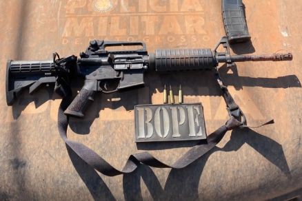 Bope apreendeu o fuzil utilizado pelo criminoso