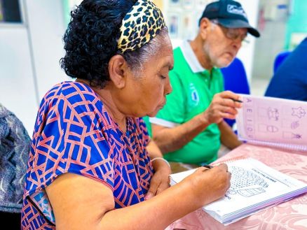 Governo investe R$ 14,6 milh�es para alfabetizar jovens e adultos