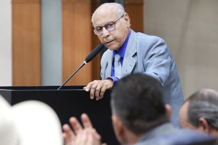 O deputado Julio Campos