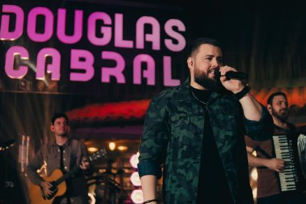O cantor sertanejo de Mato Grosso Douglas Cabral