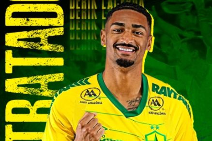 O atacante Derik Lacerda vem emprestado do clube Ponferradina, da Espanha