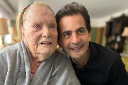 O chefe da Casa Civil, Fbio Garcia, e sua v Yolanda. Ela faleceu nesta sexta (28)