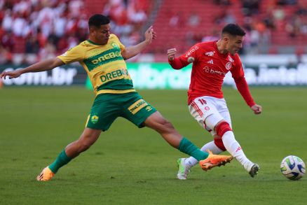 Lance do jogo entre Internacional e Cuiab, em Porto Alegre