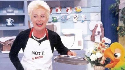 Em visita especial na Record TV, Ana Maria Braga revela valor do seu primeiro salrio na emissora