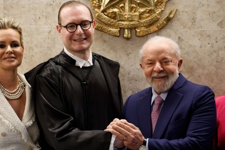 O novo ministro Cristiano Zanin e o presidente Lula