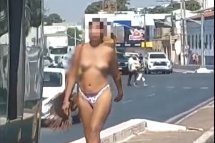 Mulher  vontade para minimizar o caloro de Cuiab