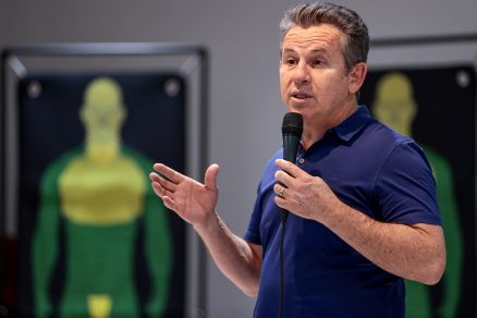 O governador Mauro Mendes: 