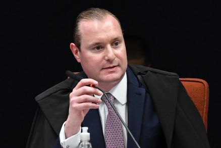 O ministro Cristiano Zanin, que no acatou a reclamao