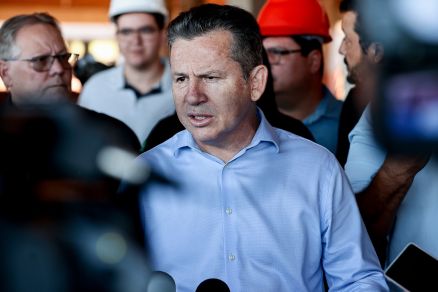 O governador Mauro Mendes: a caminho da sia