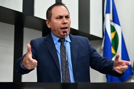 O vereador Dilemrio Alencar cobrou o prefeito Emanuel Pinheiro