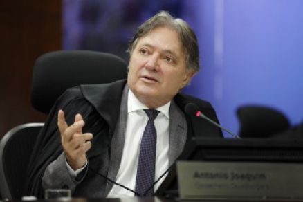 O conselheiro Antnio Joaquim, relator do processo
