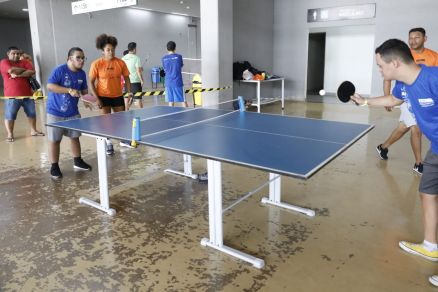  Crianas e adolescentes com deficincia experimentam atividades paradesportivas em Festival Paralmpico em MT