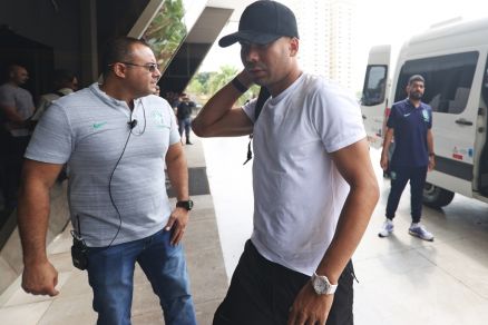 O meio-campista Casemiro, que tamb�m chegou pela manh�