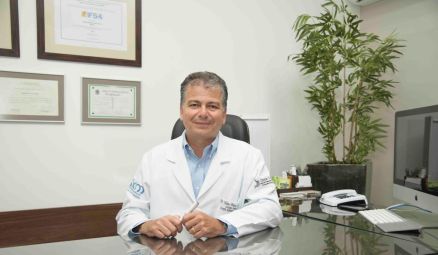 O mdico Juliano Canavarros, que fez procedimento indito em Mato Grosso