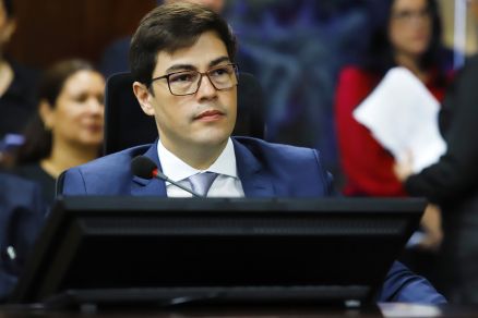 O chefe do MPE, Deosdete Cruz Junior